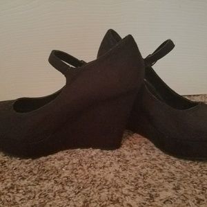 Black Wedge Heels
